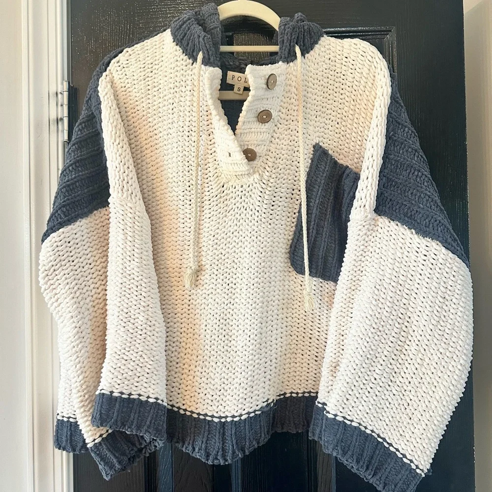 POL Chunky Knit Hooded Cozy Sweater with Pocket. Size Small. - Picture 2 of 4